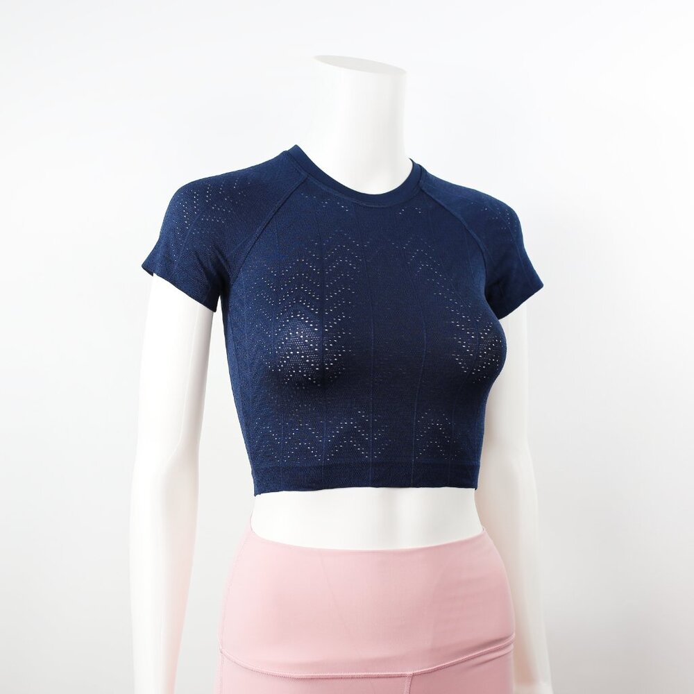 NWT Lululemon Women Swiftly Pointelle Cropped Short Sleeve Shirt Top MSRP $68.00